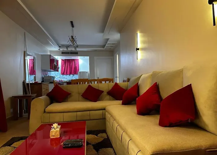 Apartment Sunset Pearl 2 Bedroom With Balcony And A Sea View *